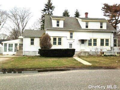 ronkonkoma houses for rent|2506 Ocean Ave Rental .